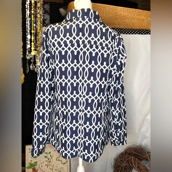 Crown & Ivy Charming Navy and White Rain Jacket  Size Small - Picture 12 of 12